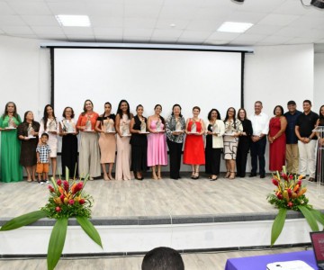 Emoção e surpresa marcaram o Prêmio “Mulheres Extraordinárias”